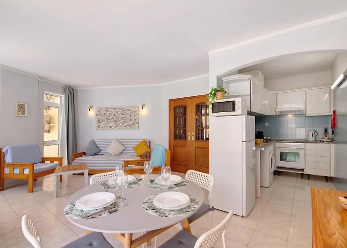 شقة Casa Abelha Armação de Pêra